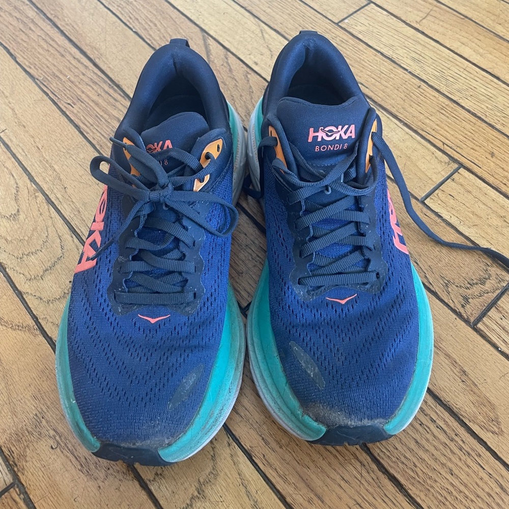 Hoka Bondi 8